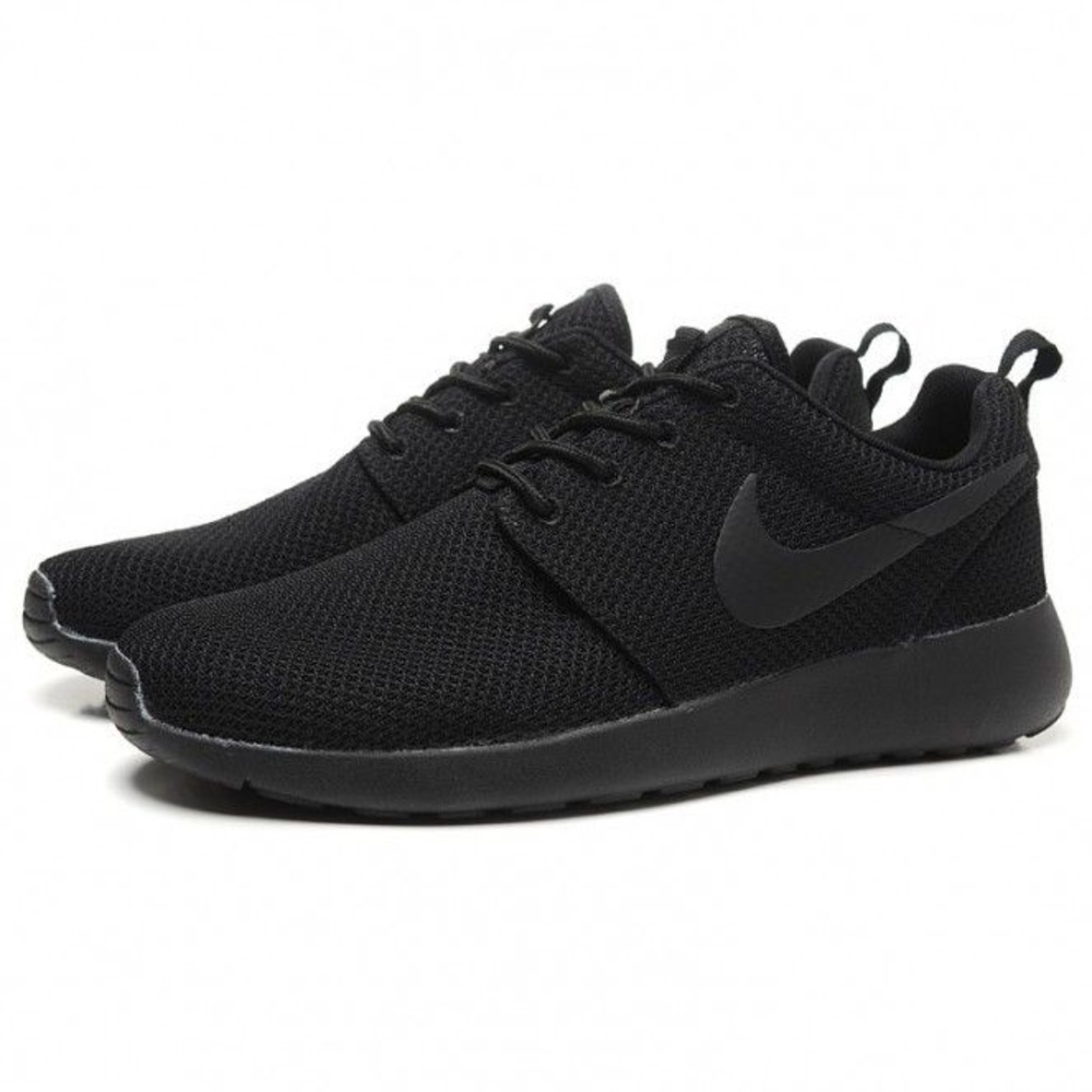 All Black Nike Shoes